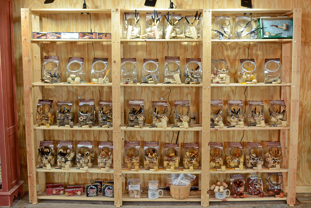 Missouri Meerschaum Corn Cob Pipe Museum